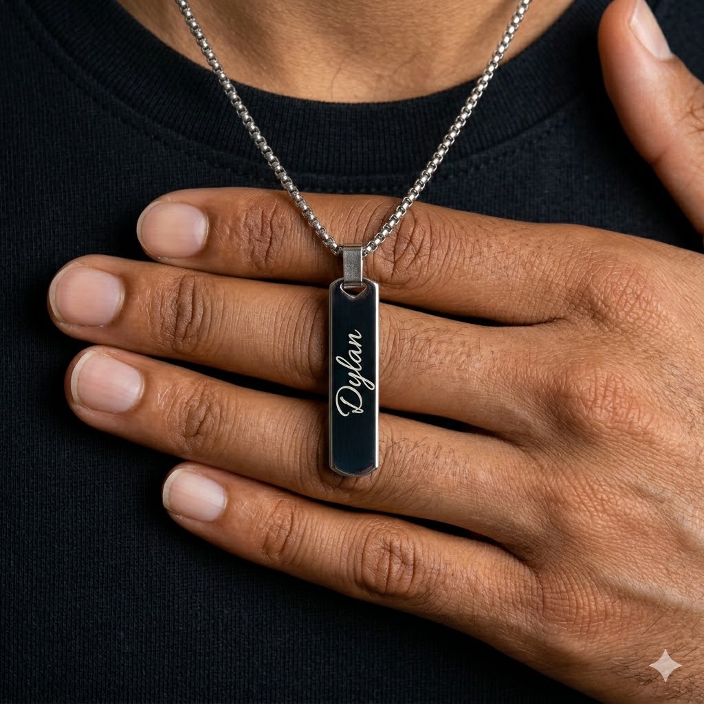 Men'S Fashion All Black Outfit - Kalung Ukiran Gratis untuk Pria, Liontin